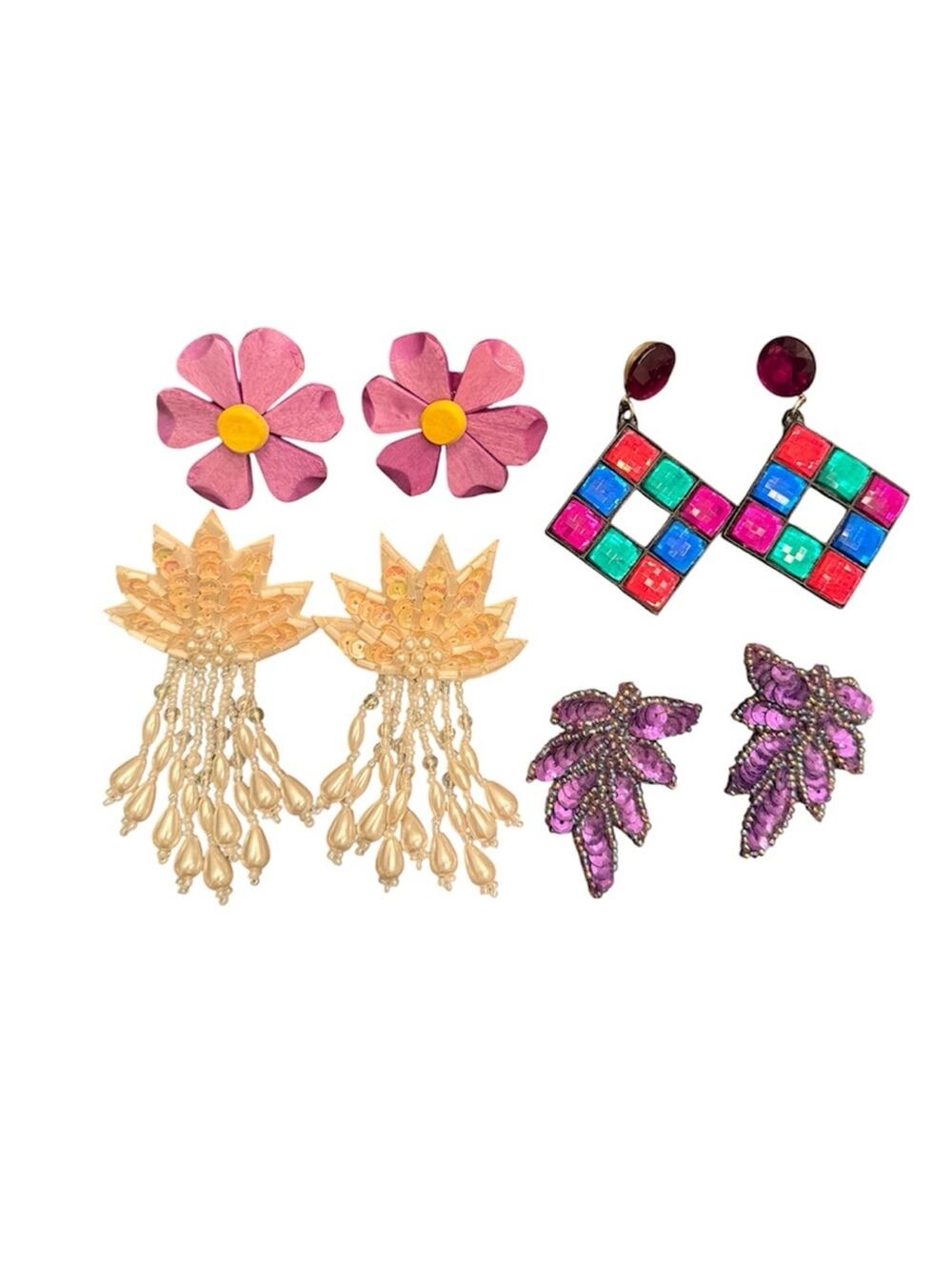 Vintage Bundle of (4) Pairs of Purple Colorful Dangly Earrings Daisy Beaded